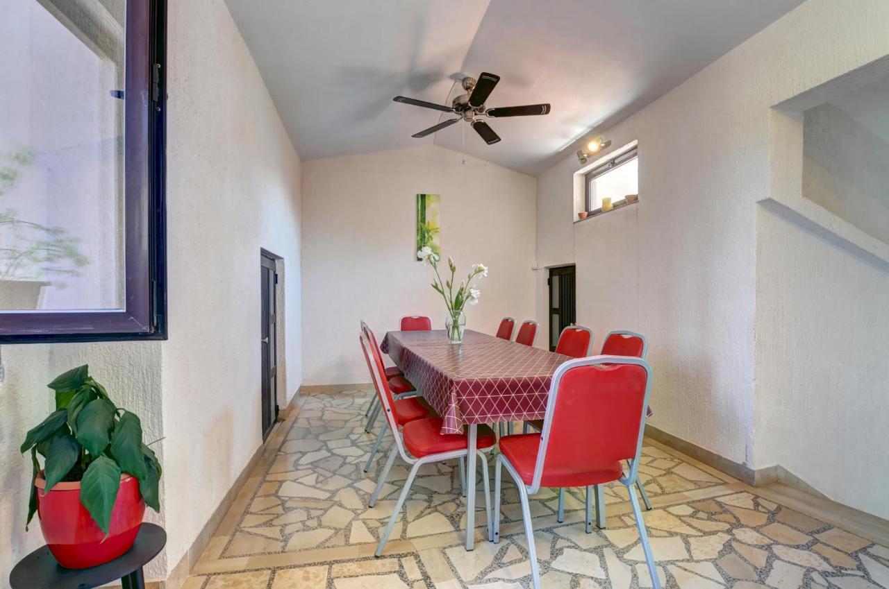 Apartments Kajfes Фажана Экстерьер фото