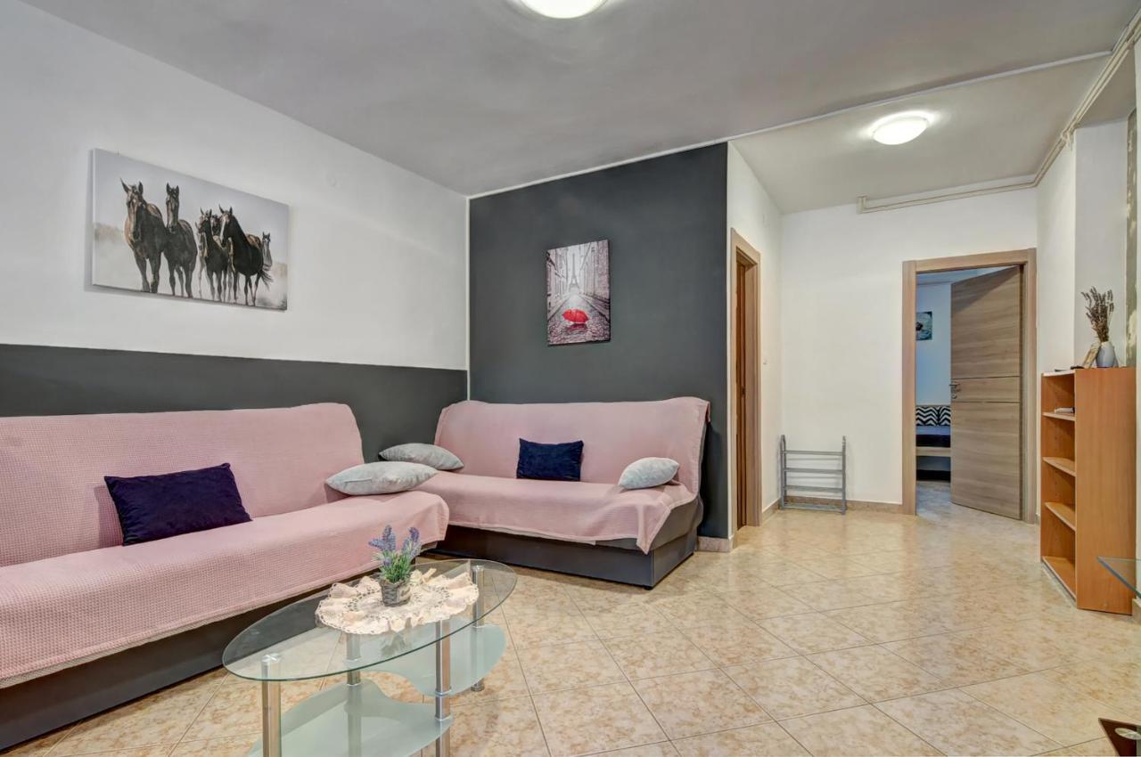 Apartments Kajfes Фажана Экстерьер фото