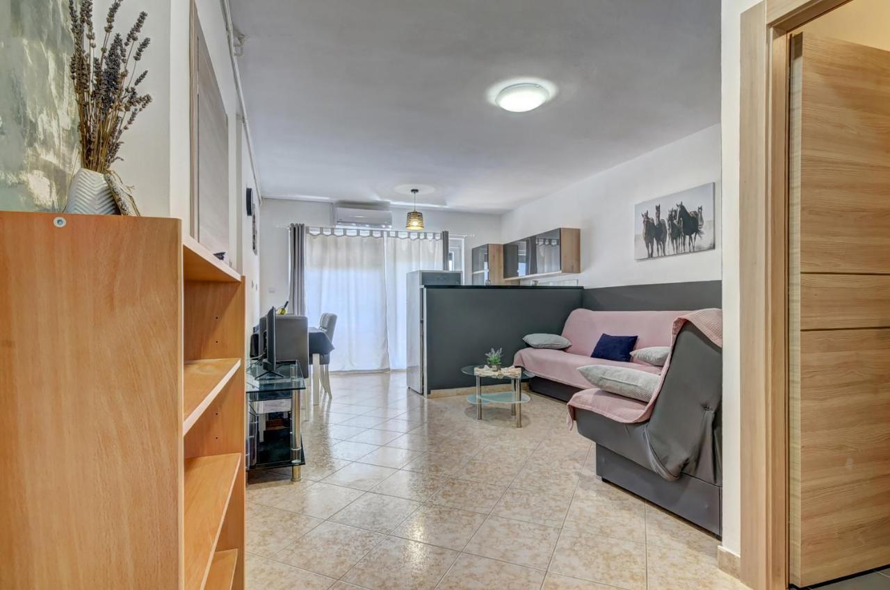 Apartments Kajfes Фажана Экстерьер фото