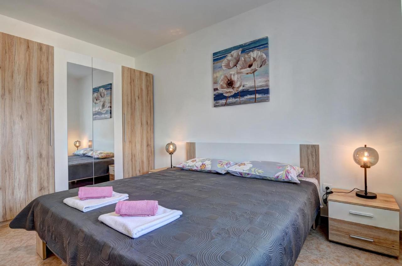 Apartments Kajfes Фажана Экстерьер фото